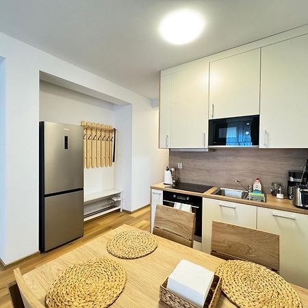 Riverside Apartment Praha Exterior foto