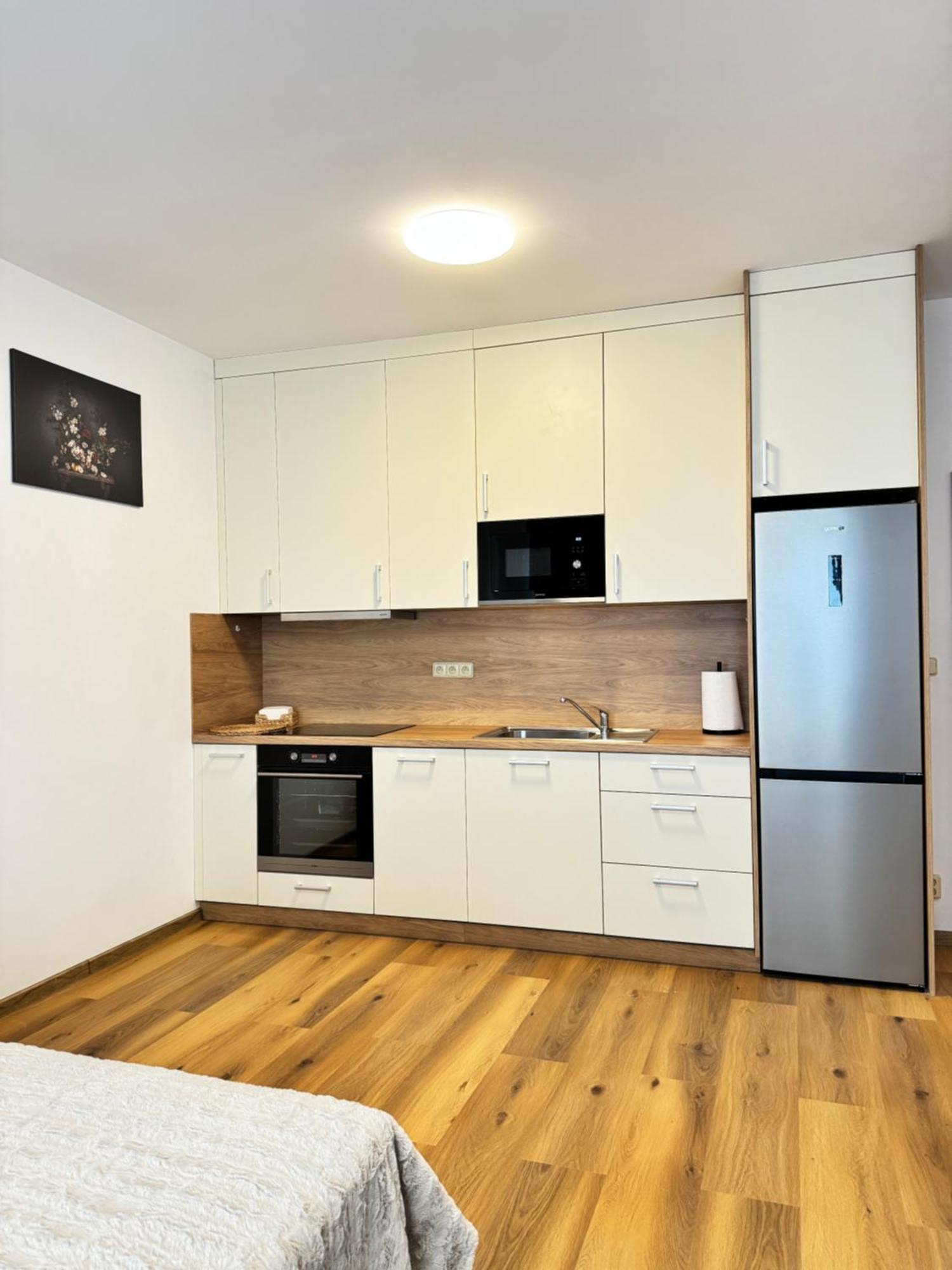 Riverside Apartment Praha Exterior foto